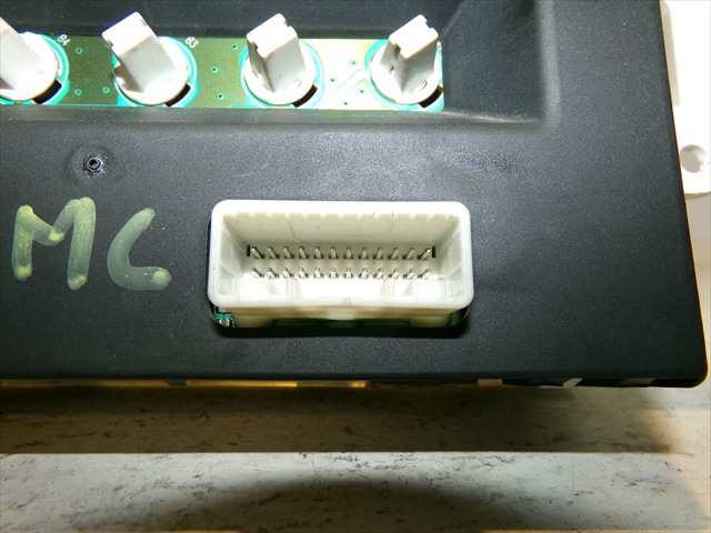 Foto 4ª: Consola Central Nissan Almera 2.2 DCI 2000-2007 [YD22] (2003)