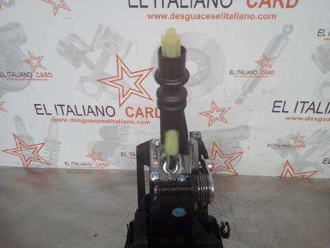 Foto 4ª: Palanca de Cambio Citroen C4 SEDUCTION 112CV 82KW [9HR] (2012)