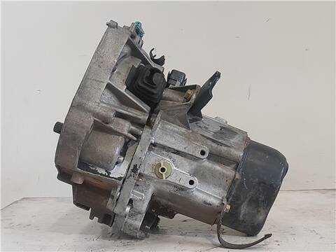 Foto 2ª: Caja Cambios Renault Clio 1.2 B/CB0F B/CB0A B/CB10 B/CB1K B/CB2D B/CB2H) 58CV 43KW [G-D7F] (1998)