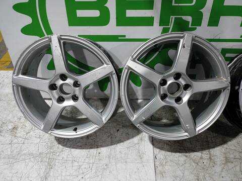 Foto 3ª: Juego LLantas Volkswagen Golf 1.9 TDI BERLINA 105CV 77KW [BKC] (2005)
