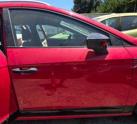 Foto 1ª: Puerta Delantera Derecha Seat Leon STYLE 150CV 110KW (2014)