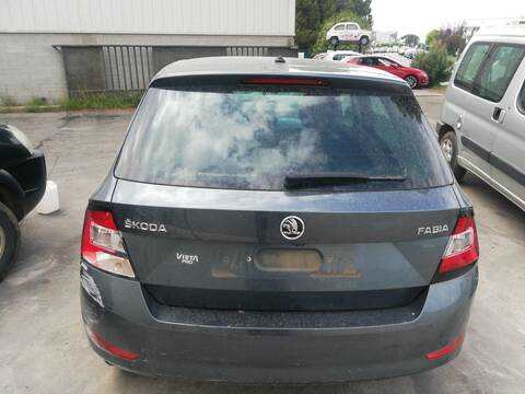 Portón Skoda Fabia DKLD