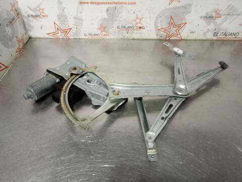 Foto 4ª: Elevalunas Eléctrico Delantero Izquierdo Opel Zafira COSMO 125CV 92KW [A17DTR] (2011)