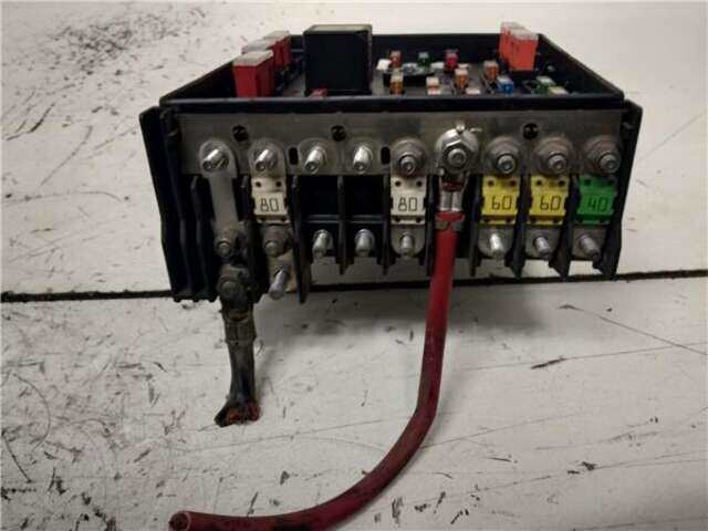 Foto 3ª: Caja Reles Fusibles Volkswagen Passat 2.0 TDI (140 CV) [BKP]
