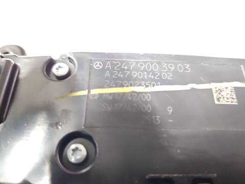 Foto 4ª: Mando Multifuncion Mercedes Clase CLA 200 1.3 GASOLINA M282.914 C118 118.387) [282914] (2023)