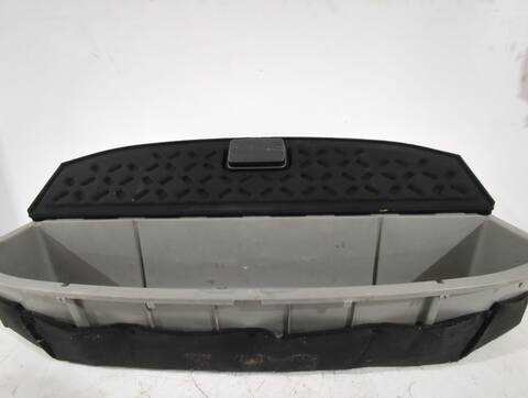 Foto 3ª: Bandeja Trasera Kia Carens 2.0 CRDI 140 140CV 103KW [D4EA] (2007)