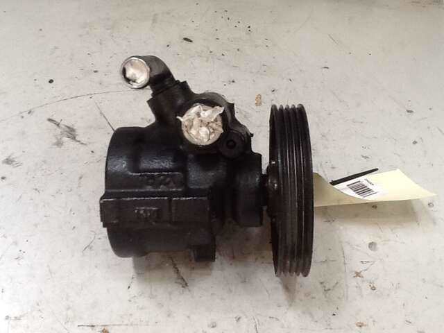 Foto 2ª: Bomba de Direccion Dacia Sandero 1.2 0CV [D4F732] (2010)
