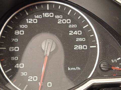 Foto 4ª: Cuadro de Instrumentos Audi A5 2.7 TDI COUPE 190CV 140KW [CGKA] (2008)