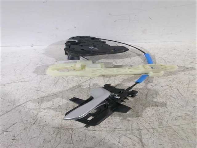 Foto 3ª: Cerradura Puerta Delantera Derecha Kia Stonic 1.0 T-GDI 101CV [G3LC G3LE] (2017)