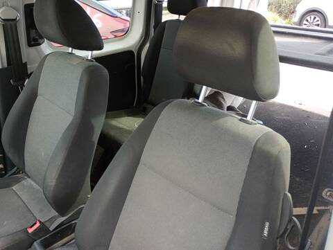 Asientos Traseros Volkswagen Caddy KOMBI 102CV 75KW FURGON