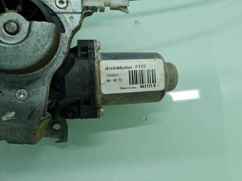 Foto 3ª: Elevalunas Eléctrico Delantero Derecho Nissan Pathfinder 2.5 DCI XE 171CV 126KW [YD25DDTI] (2007)