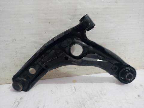 Foto 3ª: Brazo Suspension Delantero Derecho Toyota Yaris ACTIVE 112CV [2NRFKE] (2017)