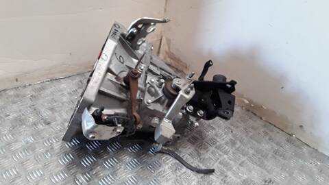 Foto 2ª: Caja Cambios Toyota Yaris 1.0 KSP130) 72CV 53KW [1KR] (2020)