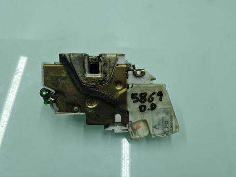 Cerradura Puerta Delantera Derecha Nissan Navara 2.5 TD 16V CAT 133CV 98KW PICK-UP D22)