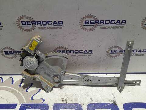 Elevalunas Manual Trasero Derecho Kia Sorento 2.5 CRDI CAT 140CV 103KW