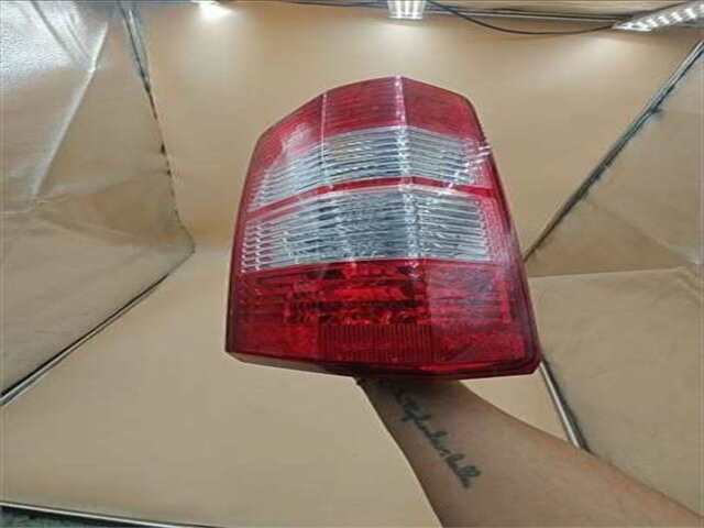Piloto Trasero Izquierdo Dodge Nitro 2.8 R/T [2.8 LTR. - 130 KW CRD]