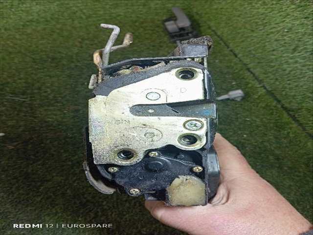 Foto 2ª: Cerradura Puerta Delantera Izquierda Toyota Land Cruiser 4.2 TD HDJ100 [1HD-FTE] (1998)