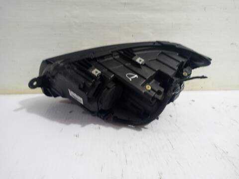 Foto 2ª: Faro Derecho Volkswagen Transporter T6 CARAVELLE TRENDLINE [CXHB] (2019)