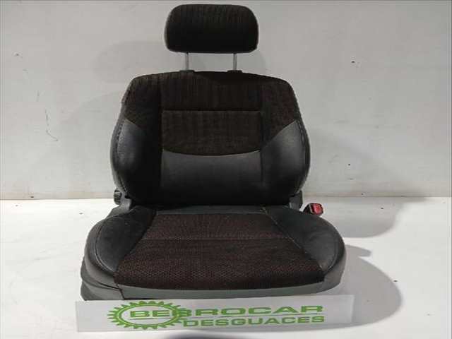 Asiento Delantero Derecho Hyundai i30 1.6 CRDI 90CV