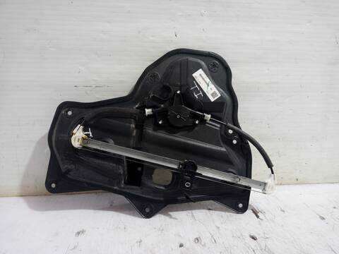 Elevalunas Manual Trasero Izquierdo Mazda 3 CENTER-LINE 150CV 110KW