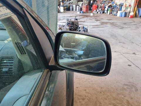 Retrovisor Derecho Nissan Pathfinder GASOLINA