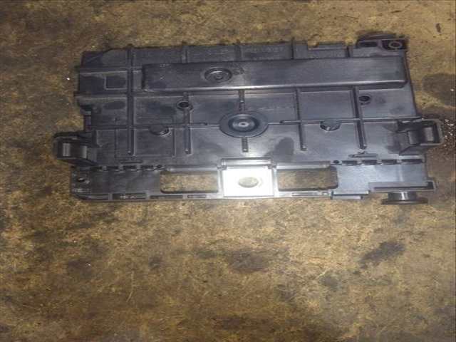 Foto 2ª: Caja Reles Fusibles Peugeot 207 VERSION INDEFINIDA
