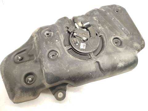 Foto 3ª: Deposito AdBlue Mercedes Clase GLE 350 3.0 D 258CV 190KW AUT. 4MATIC 292.324 COUPE C292) [642826] (2016)