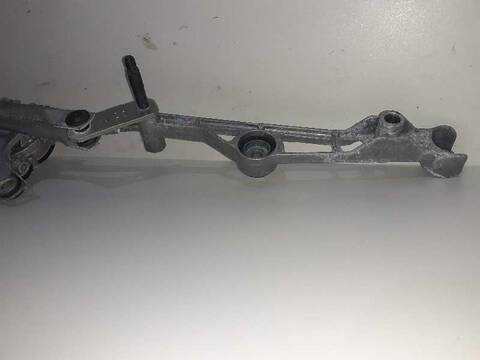 Foto 2ª: Brazo Limpia Delantero Izquierdo Mercedes Vito 2.1 CDI CAT 136CV 100KW (2014)