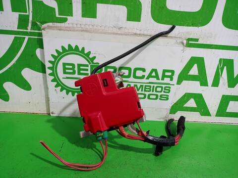 Foto 3ª: Caja Reles Fusibles Renault Kangoo PROFESIONAL 75CV 55KW [K9KB6] (2016)