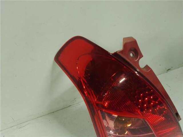 Foto 2ª: Piloto Trasero Izquierdo Suzuki Swift 1.3 DDIS [D13A]