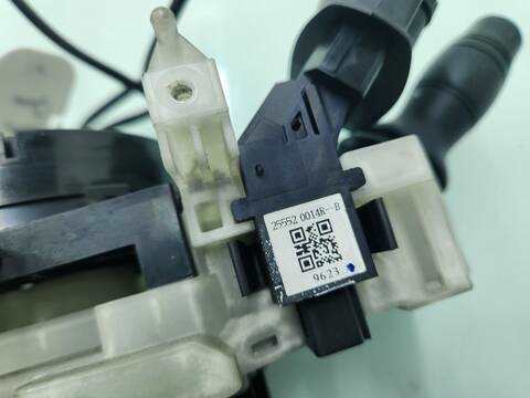 Foto 4ª: Mando Multifuncion Renault Megane III COUPE [K4M858] (2008)