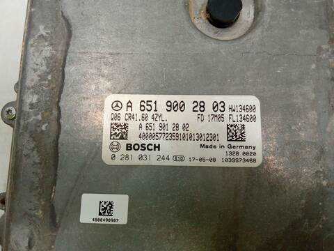 Foto 2ª: Centralita Motor ECU Mercedes Vito 114 CDI 4X4 447.601 447.603 447.605) 136CV 100KW FURGONETA [OM 651.950] (2017)