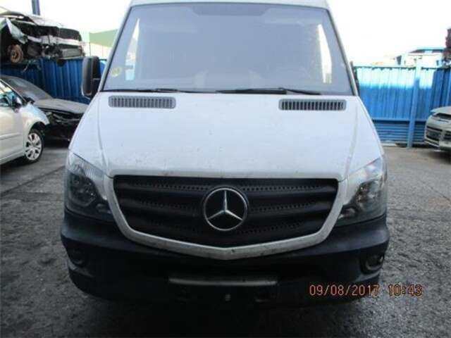 Foto 1ª: Mando Multifuncion Mercedes Sprinter 210 CDI [OM 651.955]