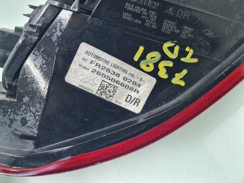 Foto 4ª: Piloto Trasero Derecho Renault Clio ZEN 89CV 66KW [H4B400] (2015)
