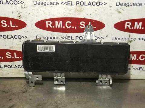 Foto 3ª: Airbag Lateral Delantero Derecho Mercedes Clase C 160 C 180 COMPRESSOR 203.746) COUPE 143CV 105KW [M271946] (2005)