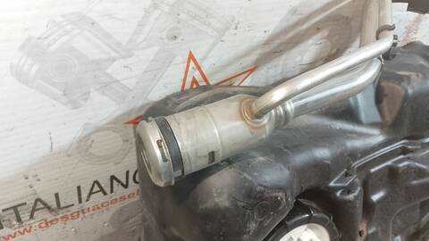 Foto 3ª: Deposito de Combustible Ford Focus TITANIUM 125CV 92KW [M1DD] (2015)