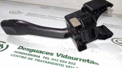Foto 2ª: Mando Multifuncion Audi A3 1.8 20V TURBO 150CV 110KW [AGU] (1997)