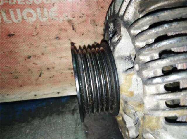 Foto 3ª: Alternador Renault Clio 1.9 ALIZE [1.9 LTR. - 59 KW DTI DIESEL] [F9QR7]