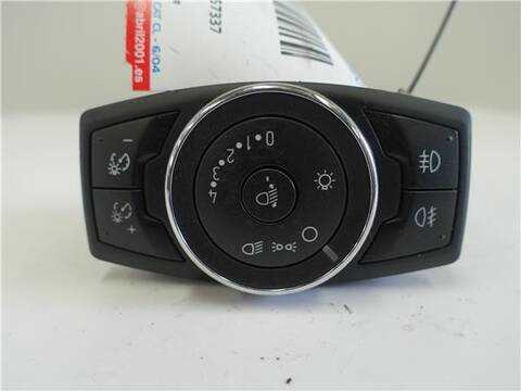 Foto 1ª: Mando Multifuncion Ford Transit 1.6 FURGON 200 L1 AMBIENTE 75CV 55KW [UBGA] (2015)