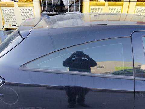 Foto 1ª: Luna Trasera Derecha Opel Astra Z17DTH (2006)