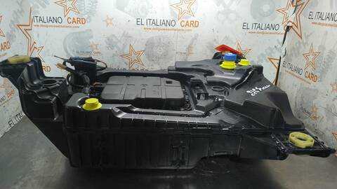 Foto 3ª: Deposito de Combustible Citroen C4 FEEL PICASSO 120CV 88KW [BHZ] (2021)