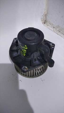 Foto 4ª: Ventilador de Calefacción Nissan Terrano 2.4 G [G/KA24E] (1994)