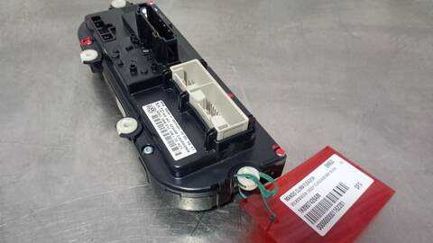 Foto 4ª: Mando Climatizador Volkswagen Caddy KOMBI 102CV 75KW FURGON [DFS] (2018)