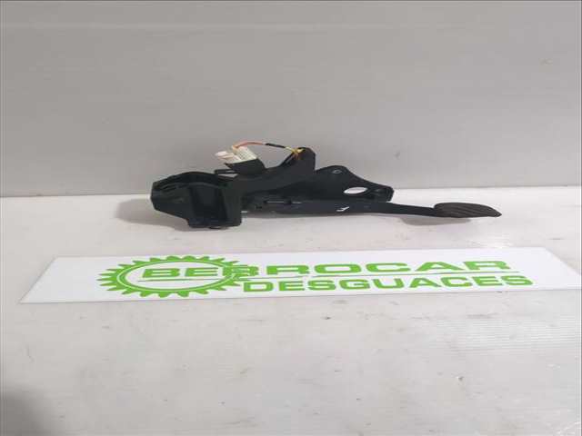 Foto 2ª: Pedal Freno Dacia Duster 1.0 TCE 90 91CV 67KW [H4D 470] (2023)