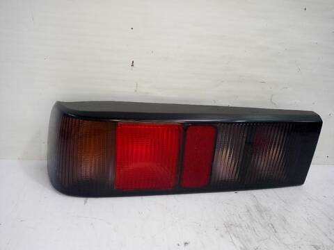 Foto 3ª: Piloto Trasero Izquierdo Ford Sierra BRILLANT 116CV [N9E] (1987)