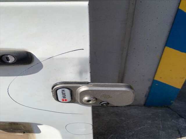 Foto 2ª: Puerta Trasera Izquierda Peugeot Partner 1.6 HDI 75CV 0CV [9HT] (2009)