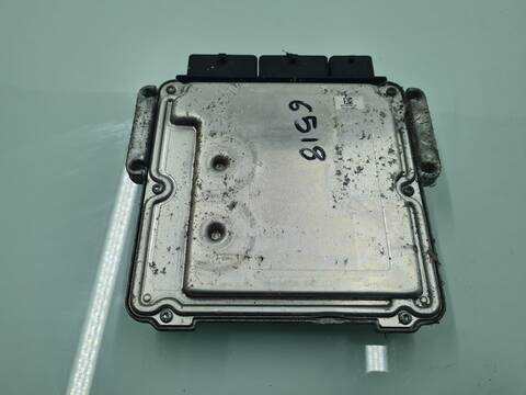 Foto 3ª: Centralita Motor ECU Renault Master L3H2 HKA 3 5T 125CV 92KW [M9TA6] (2010)