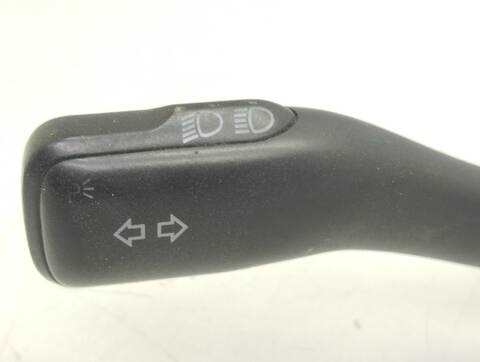 Foto 2ª: Mando Luces Volkswagen Bora 1.9 TDI BERLINA 110CV 81KW [ASV] (2000)