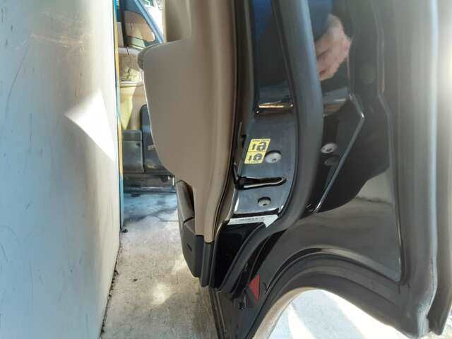 Foto 2ª: Puerta Trasera Derecha Land Rover Range 3.6 V8 272CV 0CV [D-368DT] (2007)