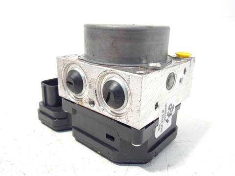 Foto 2ª: Abs Toyota CHR HYBRID ADVANCE 122CV 90KW (2019)